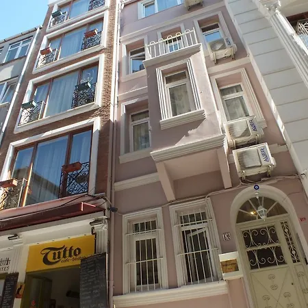 Taksim 9 *