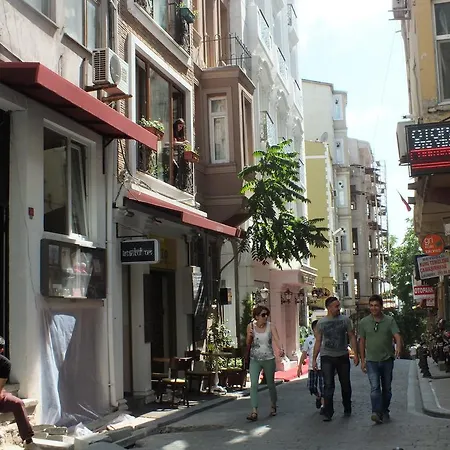 Taksim 9 * Istanbul